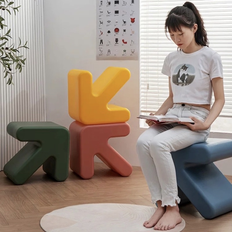 Ghế đôn Mũi tên độc đáo | Arrow Chair