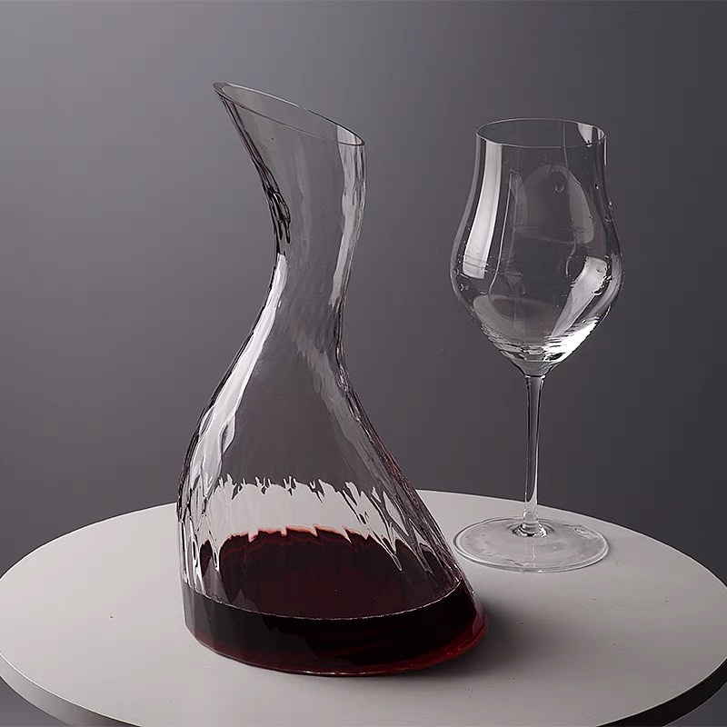 Bộ bình đựng rượu kèm ly sang trọng