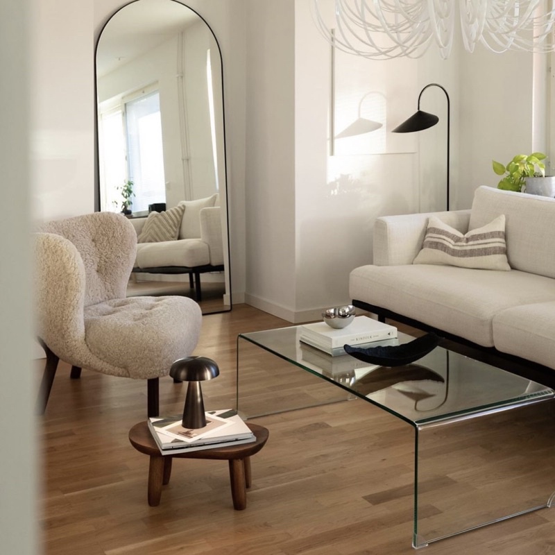 Bàn kính cường lực trong suốt cao cấp | Transparent Table