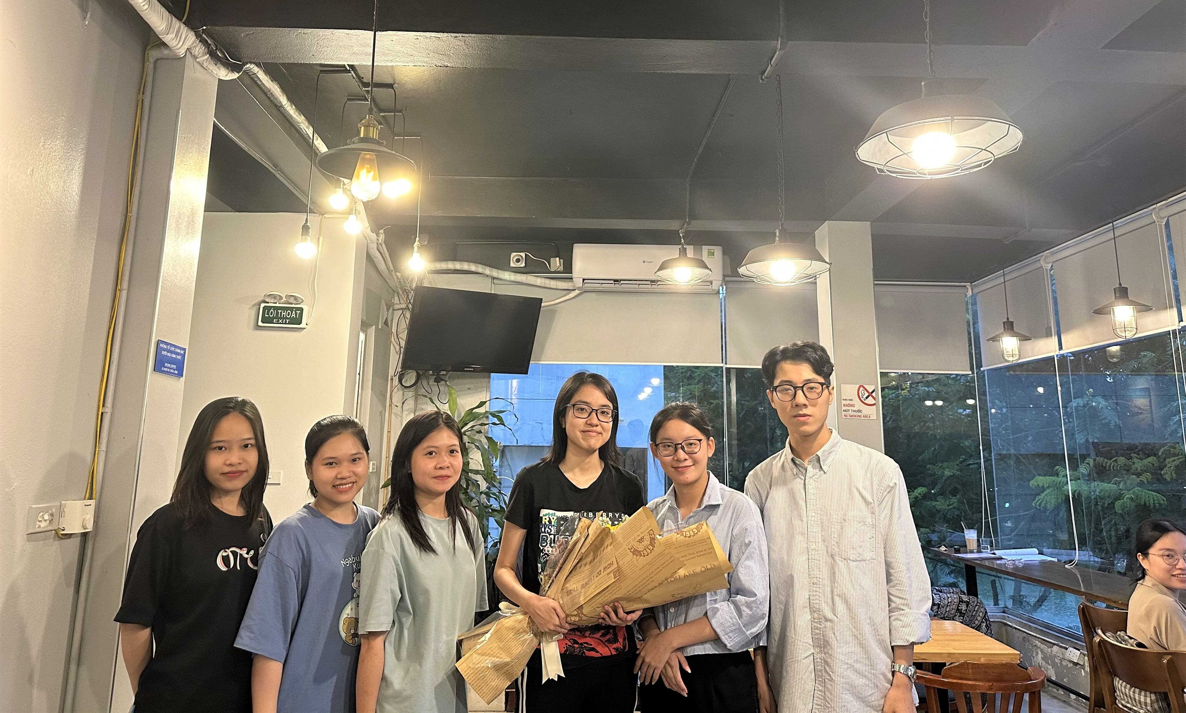 Chúc mừng cột mốc đánh dấu quan hệ hợp tác giữa CLB Sinh viên nghiên cứu khoa học và Khởi nghiệp (SREC) và CLB  Sinh viên Nghiên cứu kinh tế Học viện Ngoại giao