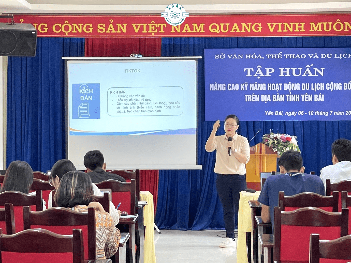 Phó chủ nhiệm CLB SREC tham gia trợ giảng Lớp tập huấn nâng cao kỹ năng hoạt động du lịch cộng đồng trên địa bàn tỉnh Yên Bái năm 2022