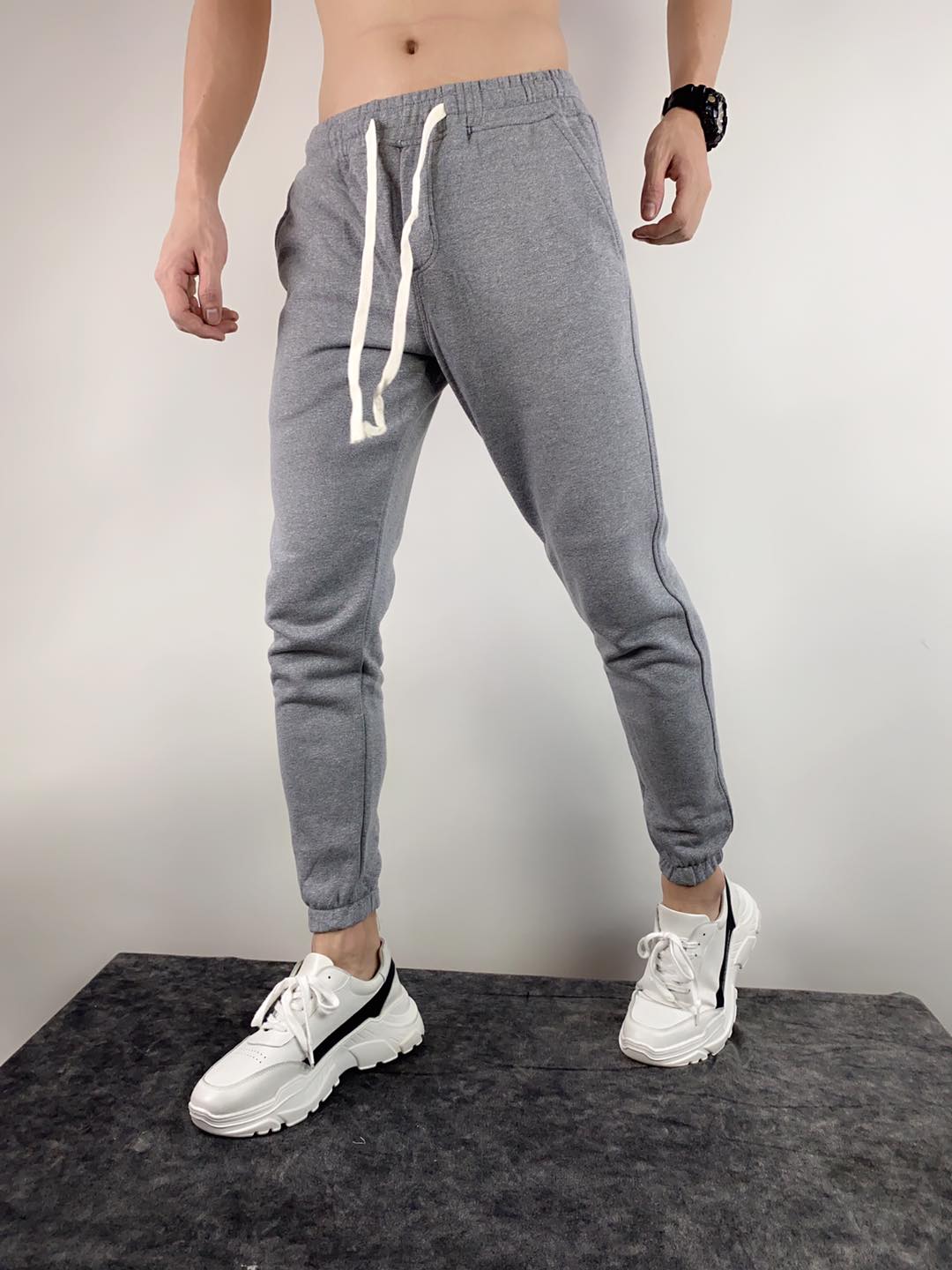 Quần Jogger Thun Trơn Màu Ghi Sáng