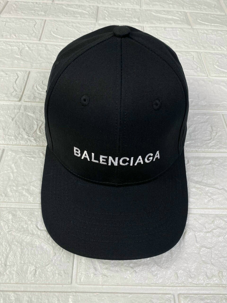 Mũ Lưỡi Trai Đen BALENCIAGA