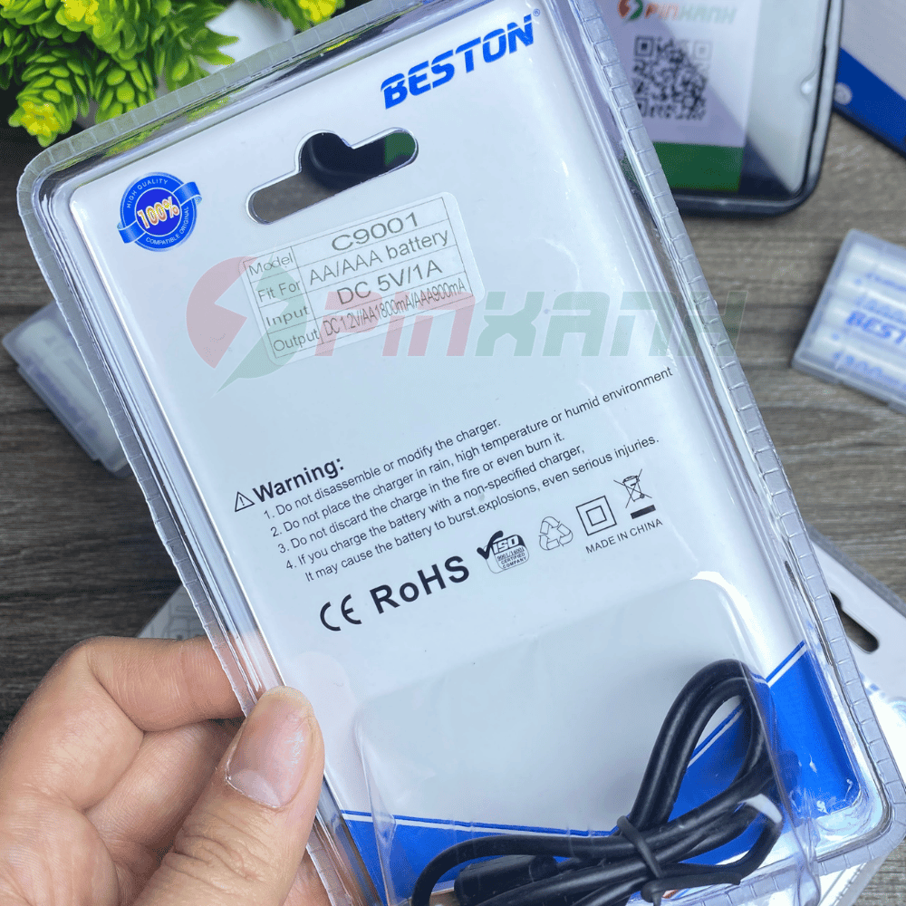 BESTON Sạc thông minh pin 1.2V 4 slot - SAC C9001