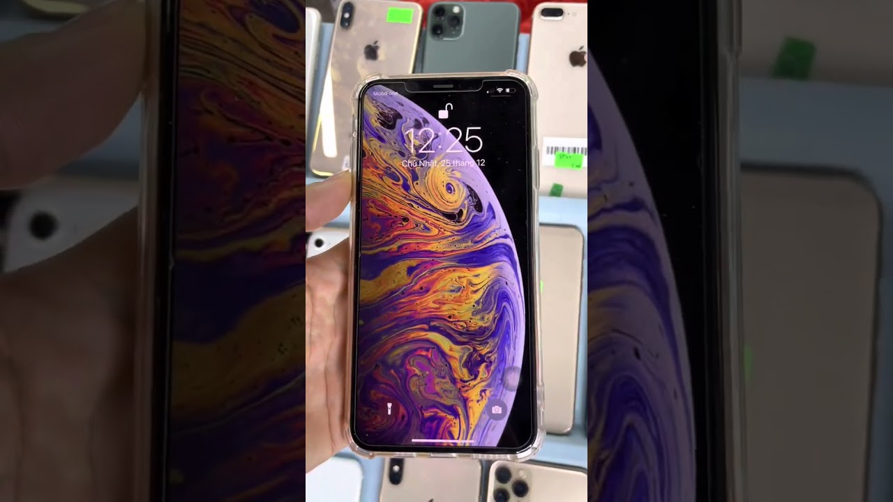 Anh Quân, khách cũ mua iphone Xr của Tú Vân mobile 7 tháng trước, quay lại ủng hộ