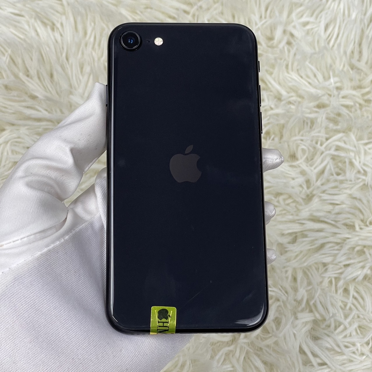 iPhone SE 2020 64GB | Zin Ốc Áp nguyên bản chưa bung | pin zin 100, sạc 3 lần | Mã số 558T | Chính Hãng Quốc Tế (Used)