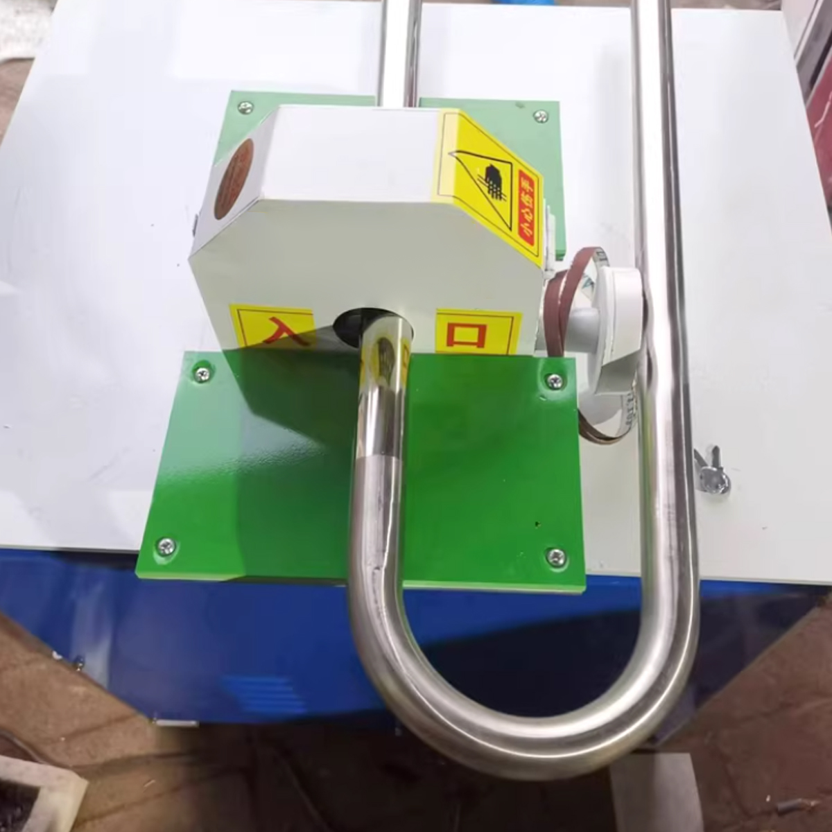 CKV-MC75 &amp; CKV-MC160 cho độ bóng đồng nhất, tiết kiệm nhân công