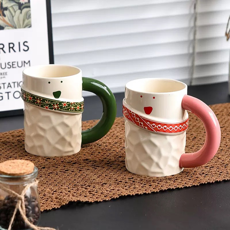 Cốc sứ tay cầm hoạ tiết viền mặt cười 400ml