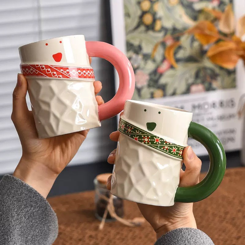 Cốc sứ tay cầm hoạ tiết viền mặt cười 400ml