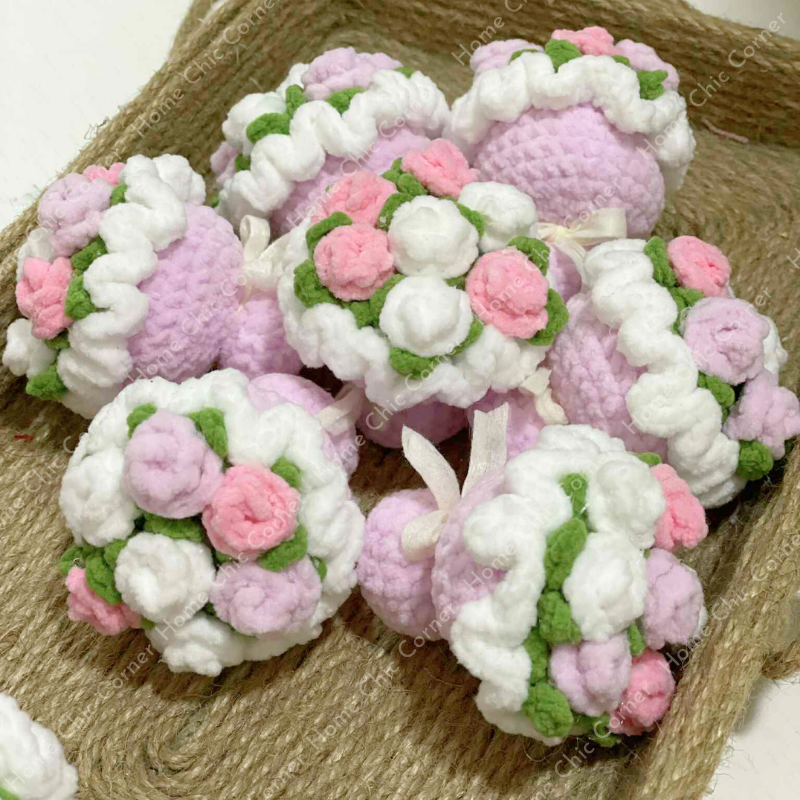 Móc khoá len bó hoa mini handmade