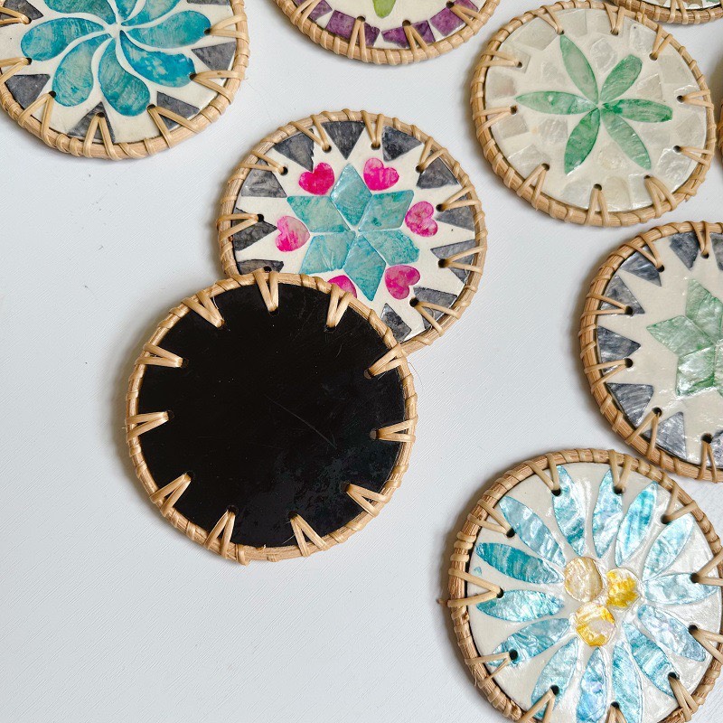 Lót ly khảm trai viền mây tre tự nhiên