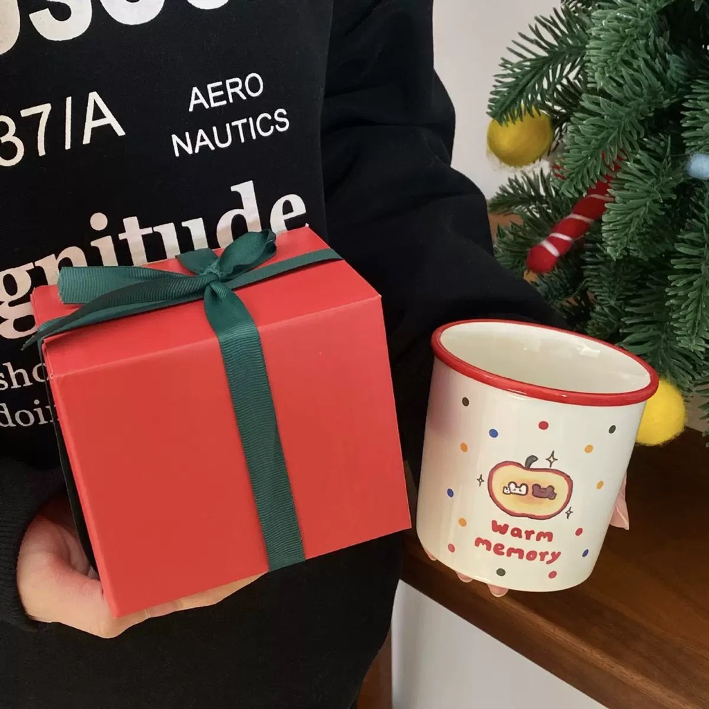 Cốc sứ hoạ tiết táo warm memory