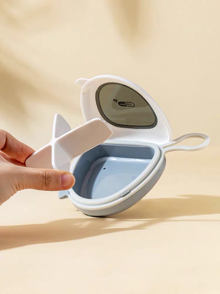 Hộp đựng thuốc, hộp đựng niềng răng Sushi chia ngăn du lịch