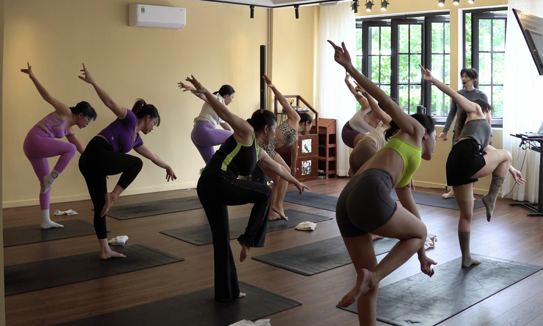 YOGA MOVE ARTISTIC SEQUENCE STEP-BY-STEP