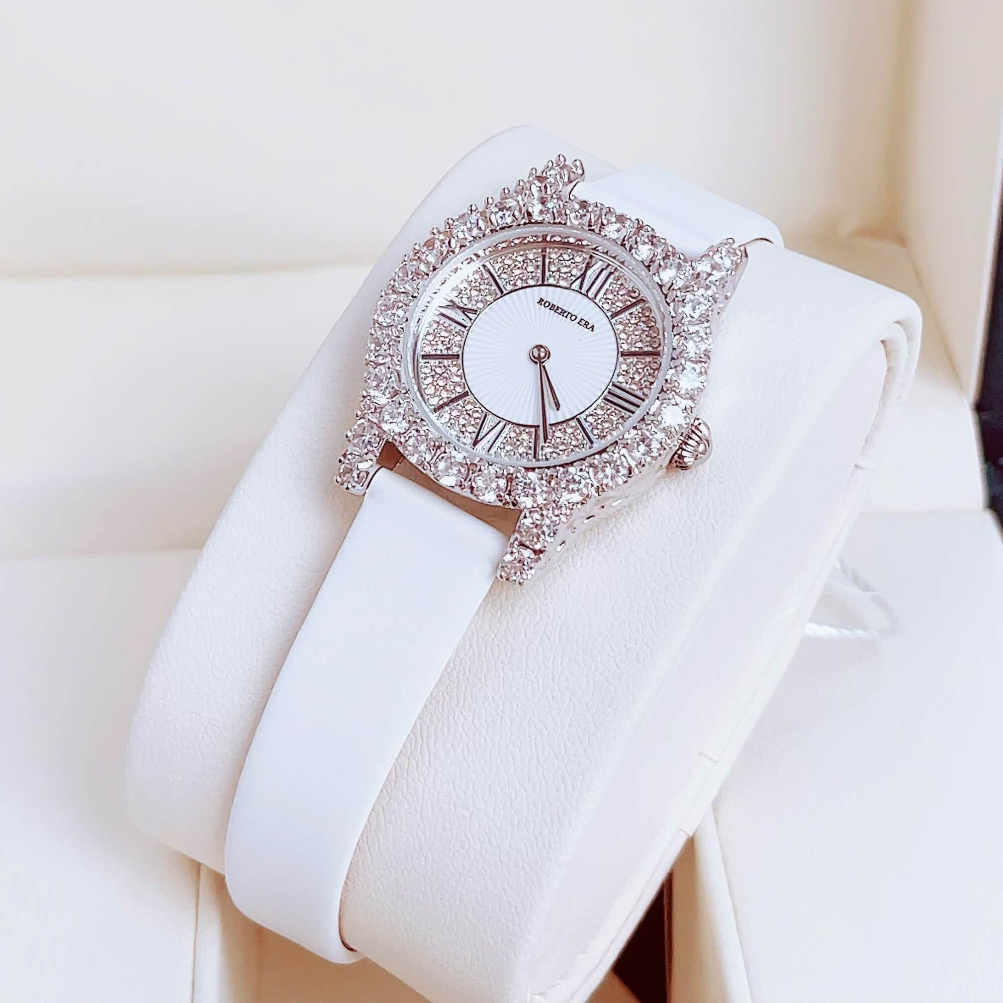 Đồng hồ nữ chính hãng Roberto Era RE8344 dây da lụa màu trắng vỏ silver, mặt đồng hồ đính đá size 32mm