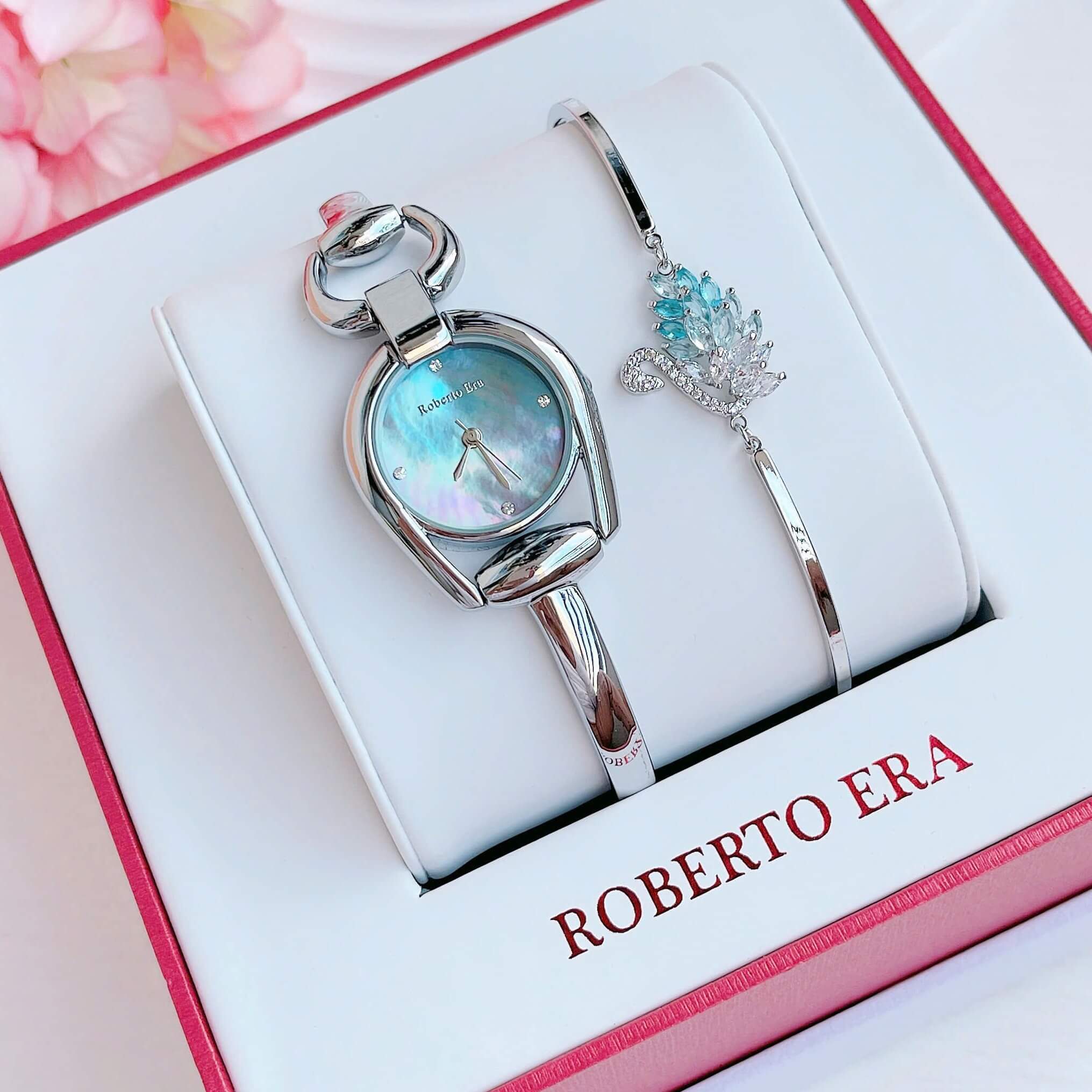 Set Đồng Hồ Lắc Tay Nữ Roberto Era Horsebit Mặt Xà Cừ Xanh Size 28mm - RE9102