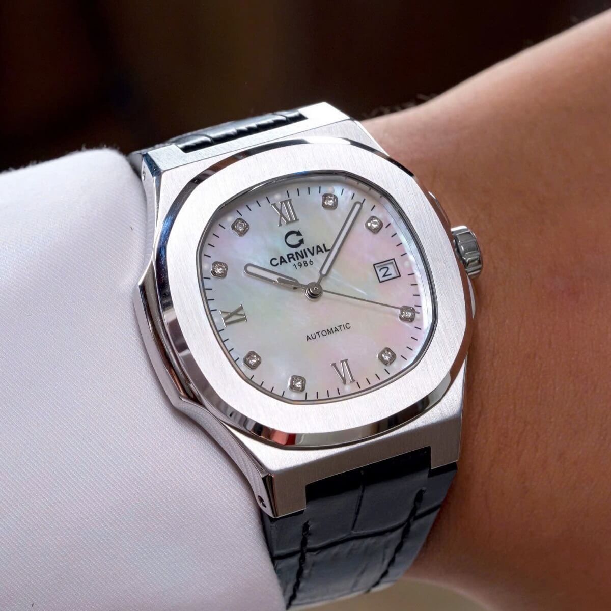 Đồng Hồ Nam Carnival 8160G Tự Động Mặt Trắng Xà Cừ Dây Da Đen Silver 41mm