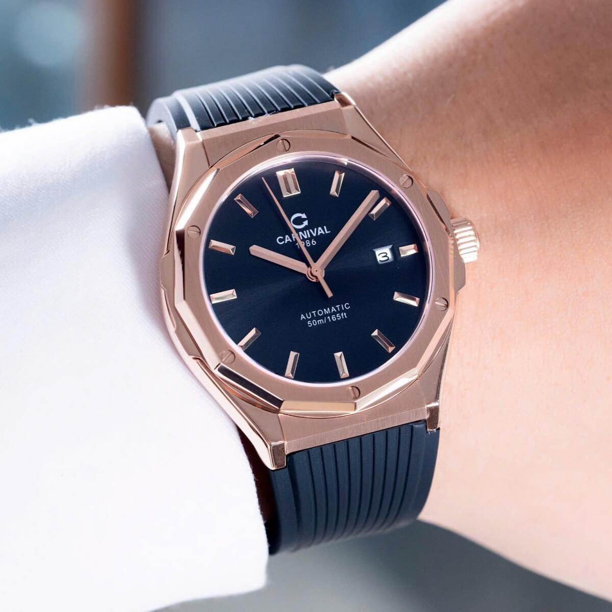 Đồng Hồ Nam Carnival 8168G Tự Động Mặt Đen Dây Cao Su Đen Vỏ Vàng Hồng 42mm