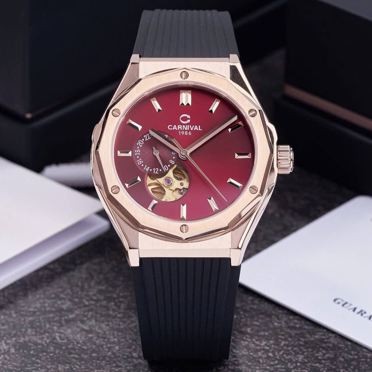 Đồng Hồ Nam Carnival 8189G Tự Động Mặt Đỏ Dây Cao Su Đen Vàng Hồng 42mm