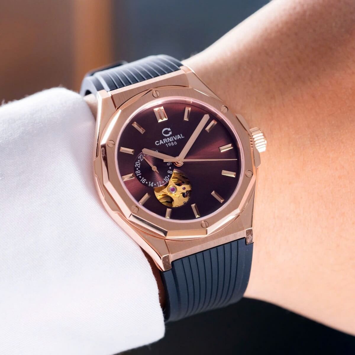 Đồng Hồ Nam Carnival 8189G Tự Động Mặt Nâu Dây Cao Su Đen Vàng Hồng 42mm
