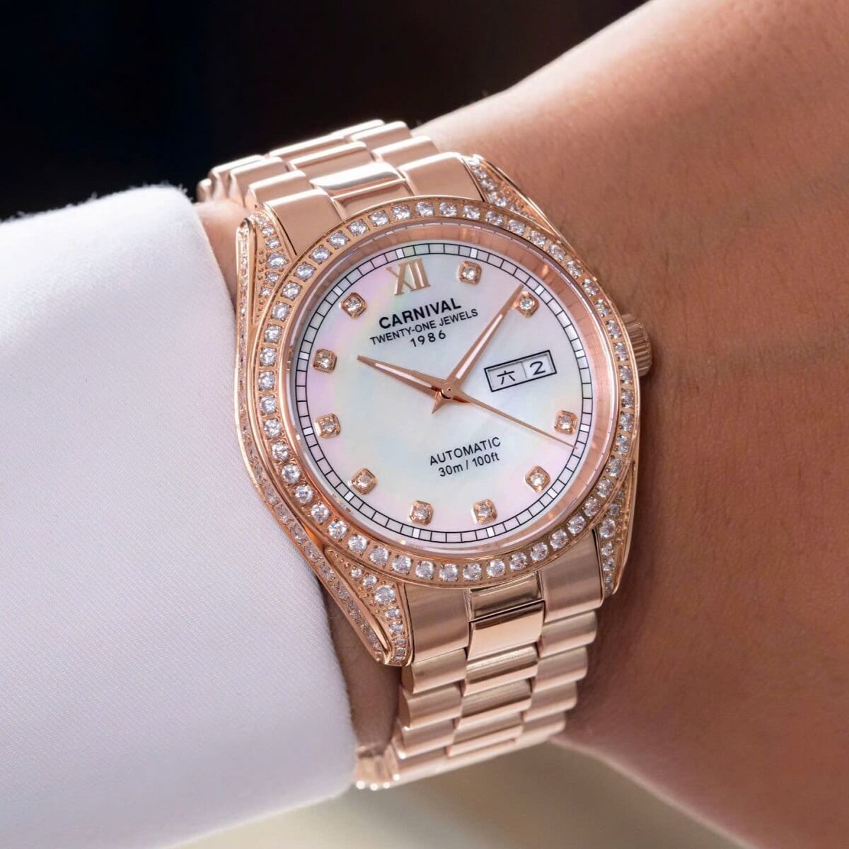 Đồng Hồ Nam Carnival 8907G Tự Động Mặt Trắng Xà Cừ Đính Đá Vỏ Vàng Hồng 40mm