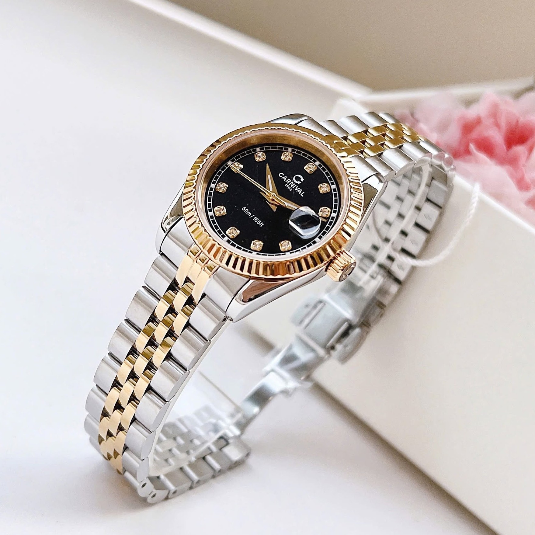 Đồng Hồ Nữ Carnival 8131L-CV-D Demi Vàng Mặt Đen Size 30mm Quartz Japan