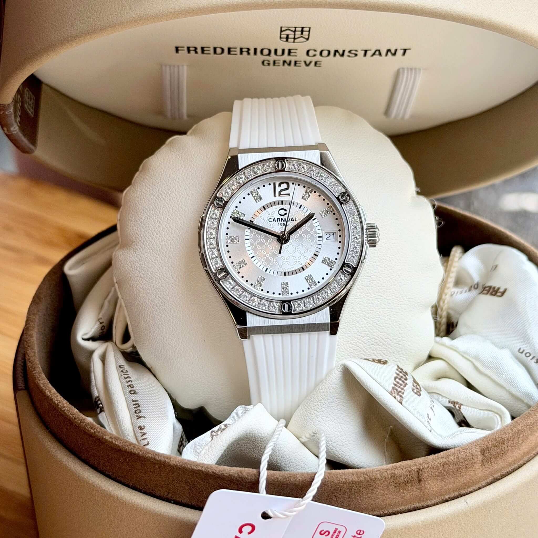 Đồng Hồ Nữ Carnival 8173L2 Dây Cao Su Trắng Đính Đá Silver Size 34mm Quartz Japan Carnival 8173L2-VT-DCS-T1