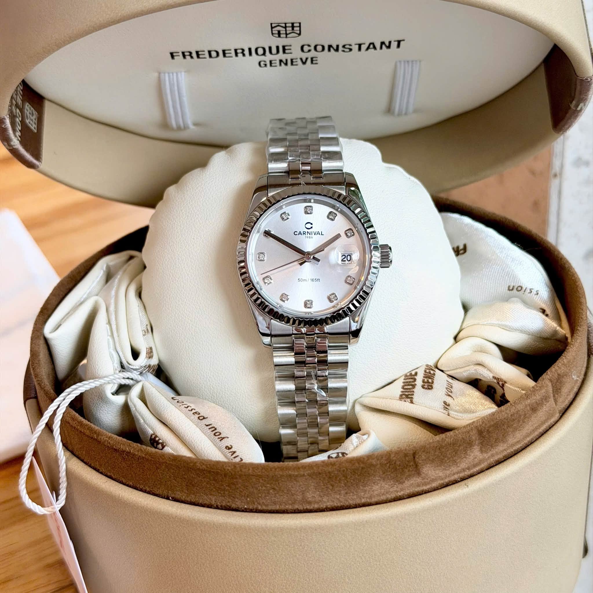 Đồng Hồ Nữ Carnival 8250L-VT-T Dây Thép Silver Mặt Trắng Size 30mm Quartz Japan
