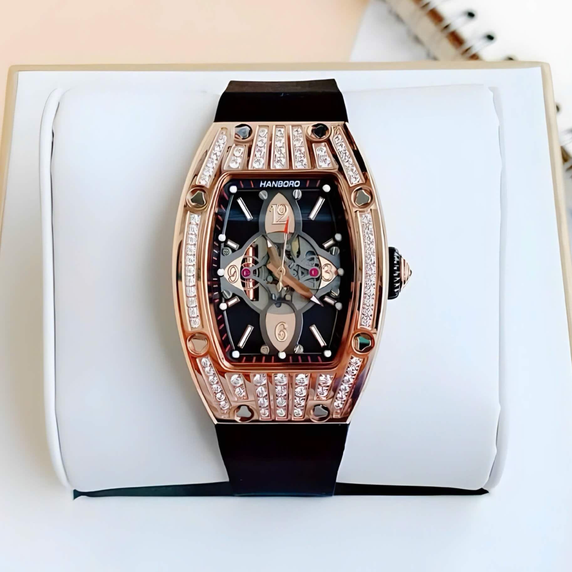 Đồng Hồ Nữ Hanboro Chính Hãng Dây Cao Su Đen Vỏ Rose Size 36mm Viền Đá Quartz
