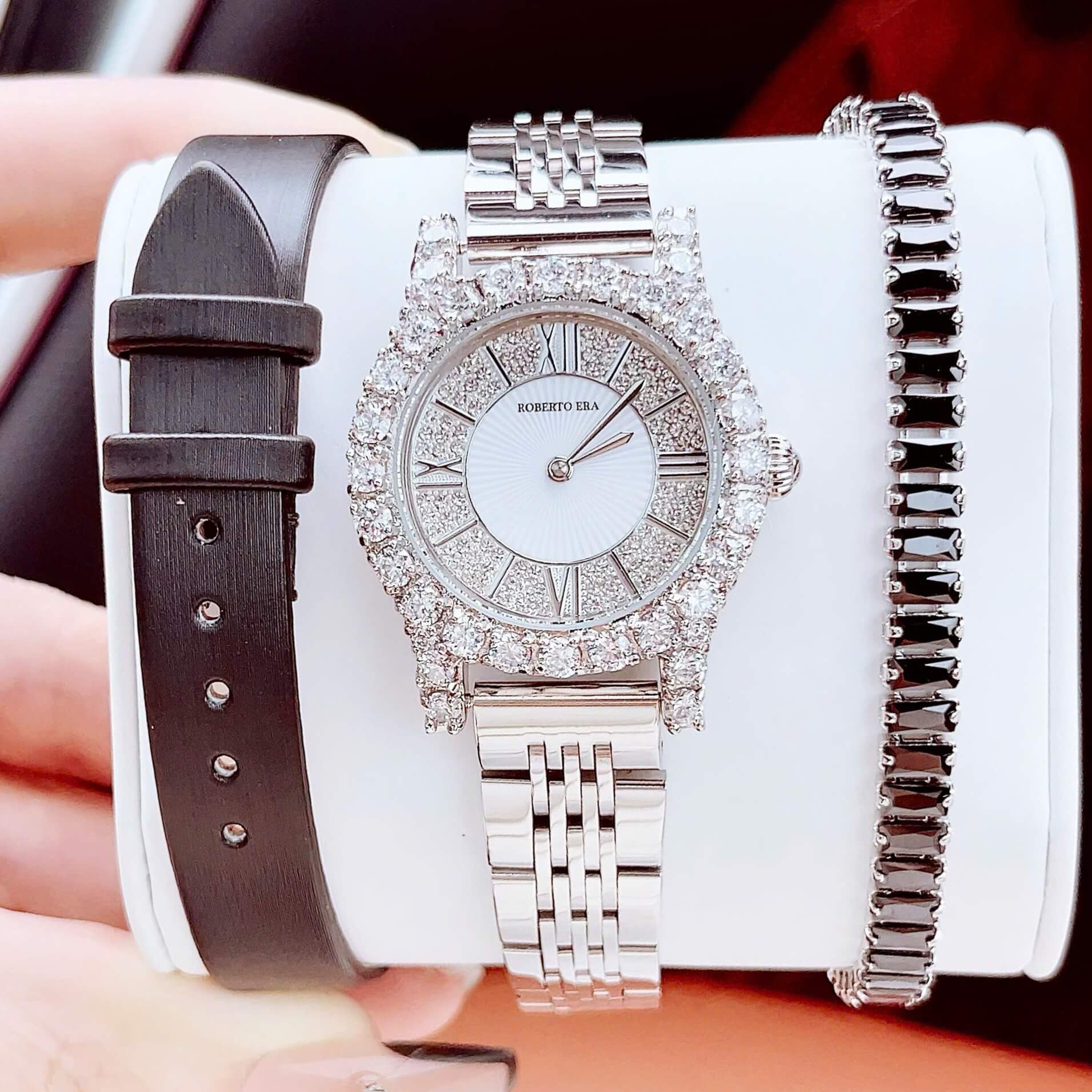 Set đồng hồ nữ chính hãng Roberto Era RE8344 dây da lụa đen size 32mm mặt đính đá - Kèm dây kim loại và phụ kiện