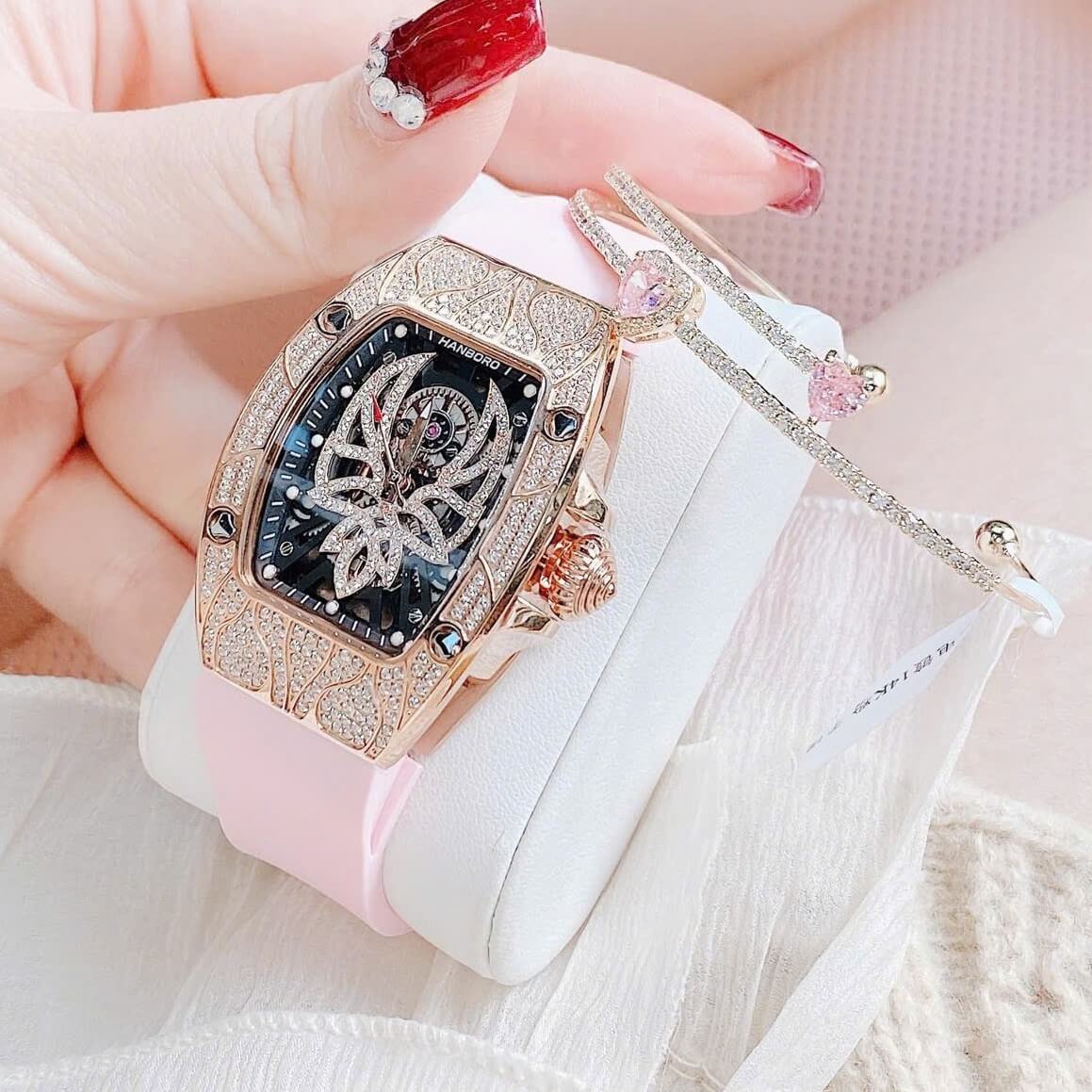 Set Đồng Hồ Nữ Hanboro Mặt Nhện Dây Cao Su Hồng Chính Hãng Đính Đá Rose Gold Size 31x44mm Quartz Tặng Kèm Lắc Tay