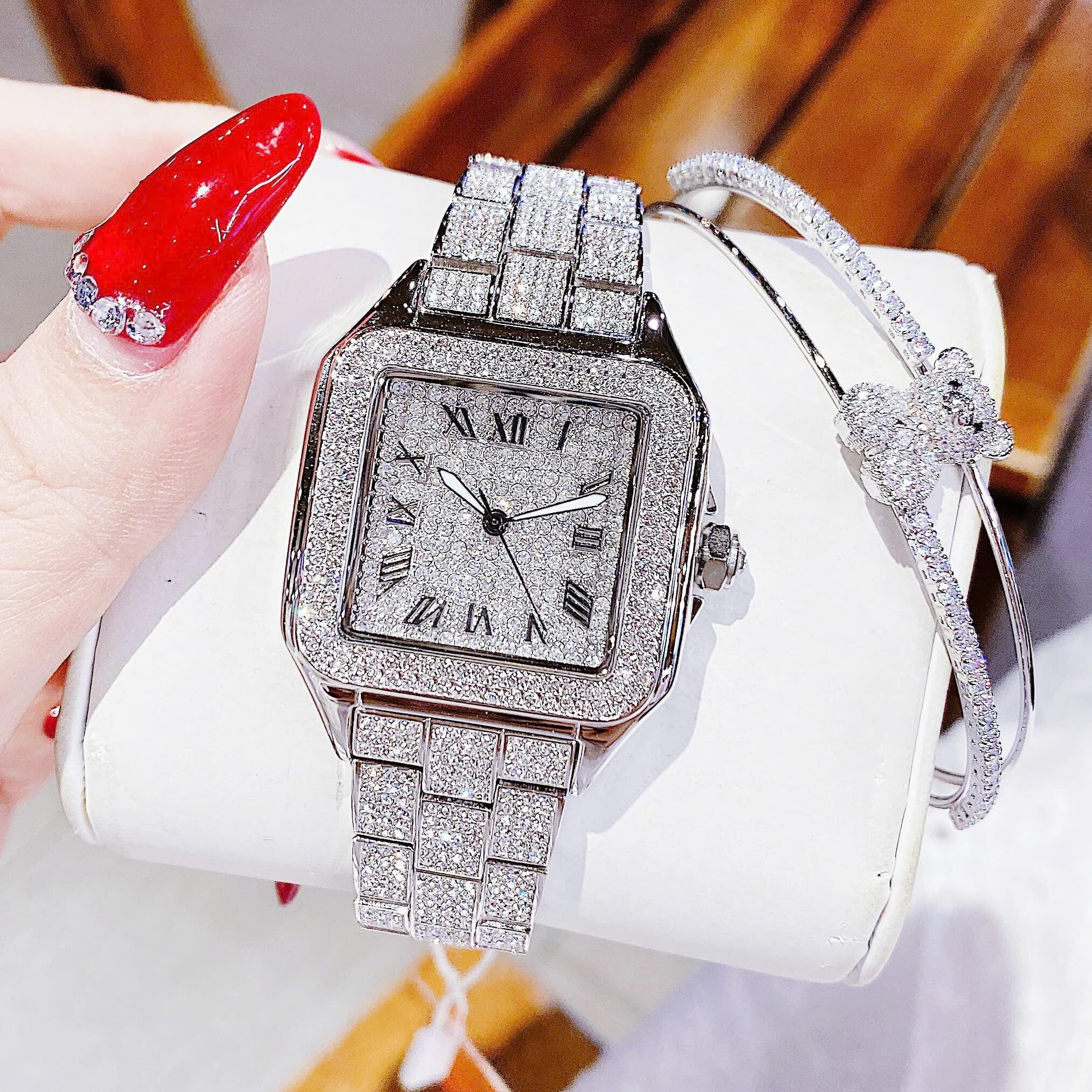 Set Đồng Hồ Nữ Jimi Jimi Đính Đá Bạc Mặt Vuông Số La Mã Size 34mm JM 86004 Quartz Tặng Kèm Vòng Tay