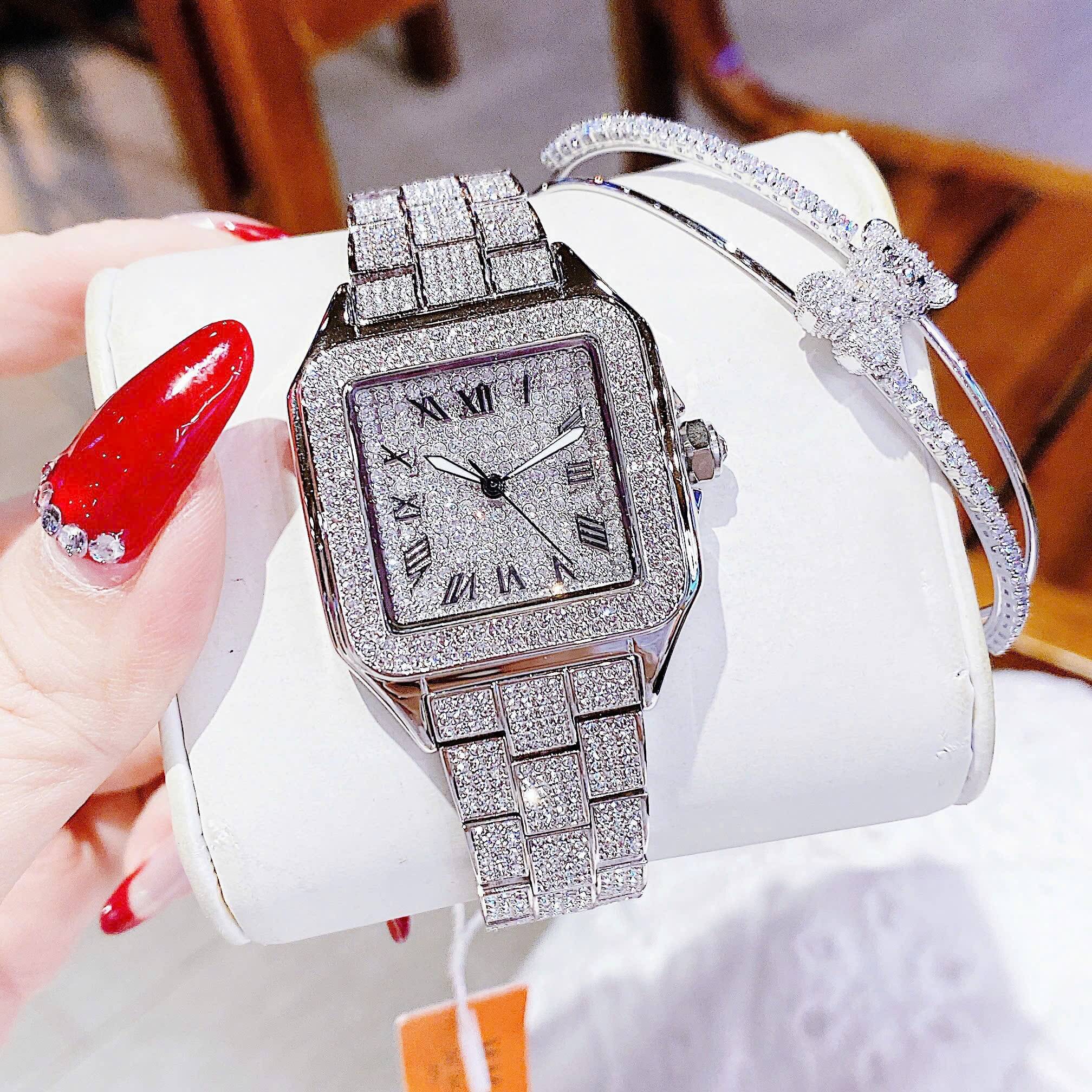 Set Đồng Hồ Nữ Jimi Jimi Đính Đá Bạc Mặt Vuông Số La Mã Size 34mm JM 86004 Quartz Tặng Kèm Vòng Tay