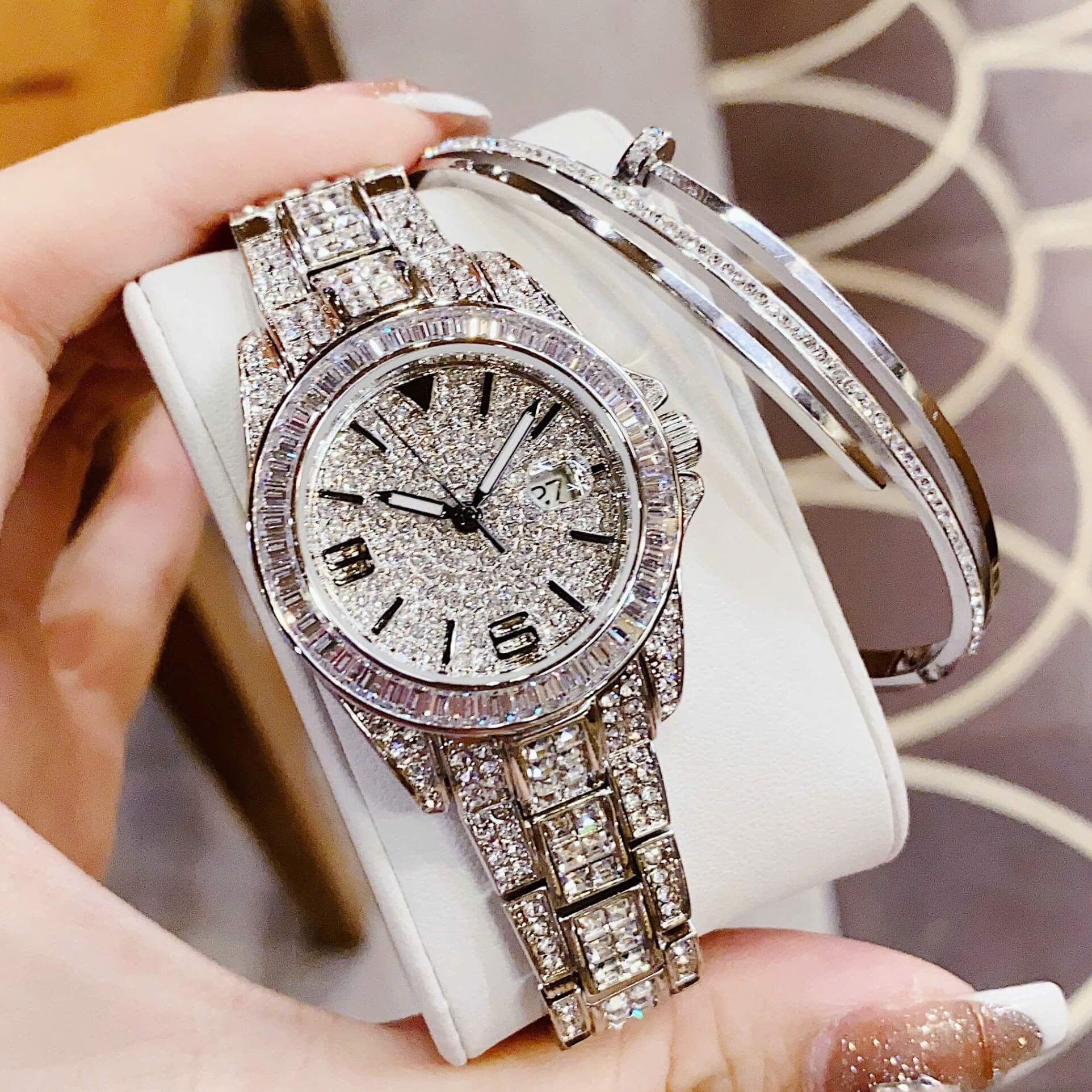 Set Đồng Hồ Nữ Jimi Jimi Đính Đá Bạc Size 32mm Quartz JM 86001 Tặng Kèm Vòng Tay