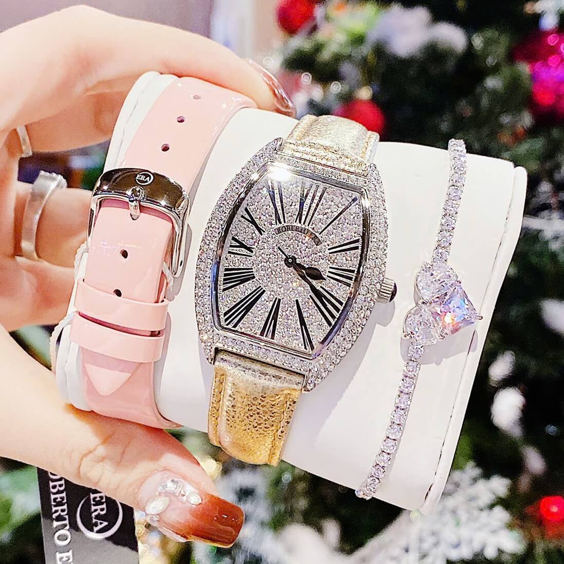 Set Đồng Hồ Nữ Roberto Era Dây Da Hồng Mặt Van Đính Đá Silver Size 36mm