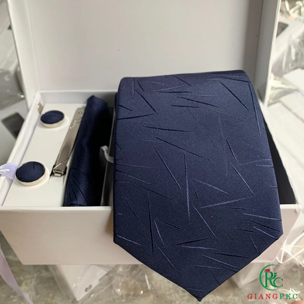 Cà vạt xanh đen