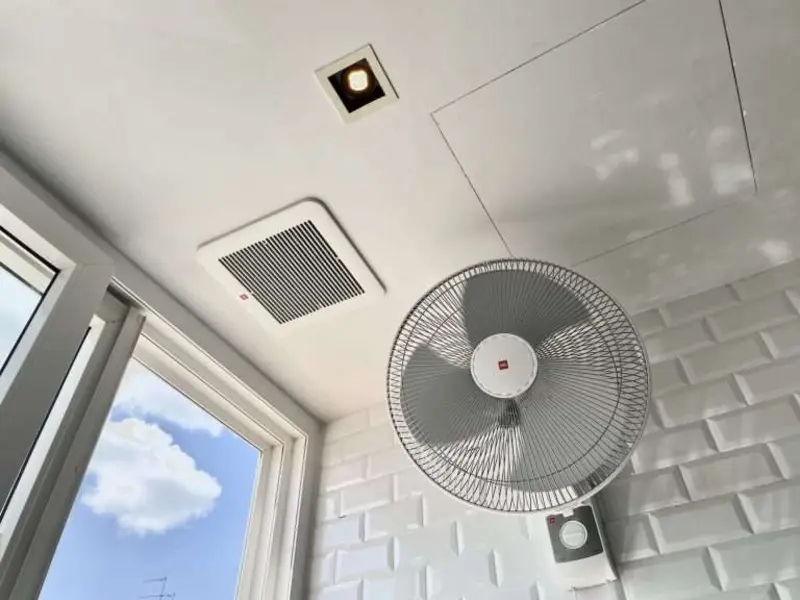 nên kết hợp sử dụng thêm quạt để thông gió khi sử dụng máy lạnh