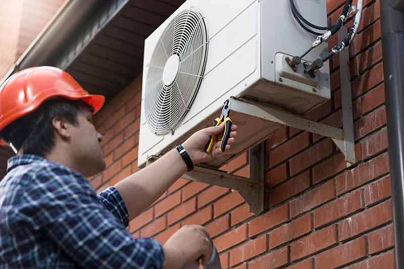 Cục nóng điều hòa tủ đứng thường được lắp đặt bên ngoài