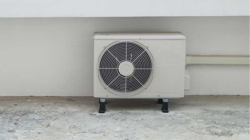 Giá đỡ ngồi dùng khi đặt cục nóng trên sàn