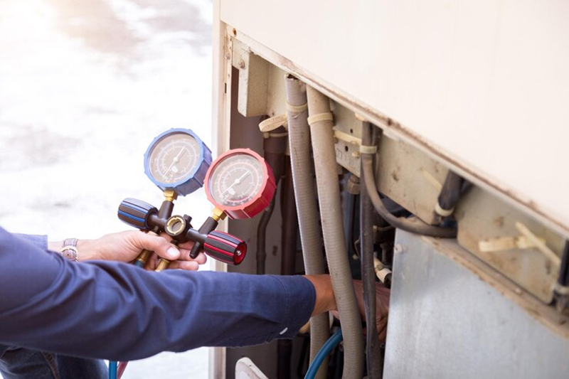 Nước, bụi bẩn bị lẫn vào gas dễ khiến ống mao dễ bị tắc.