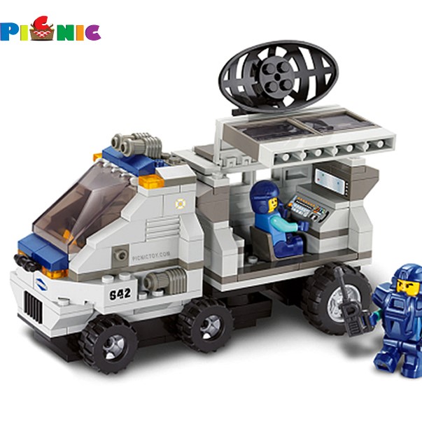 Đồ chơi ráp hình - Bé trai