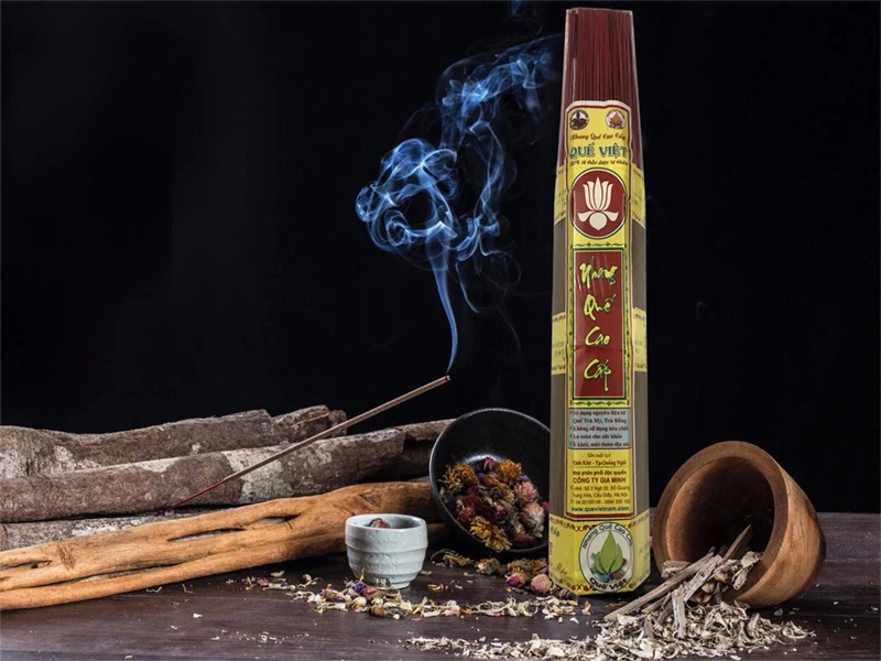 Nhang sạch Quế Việt là gì? Và lợi ích tuyệt vời từ Nhang Quế