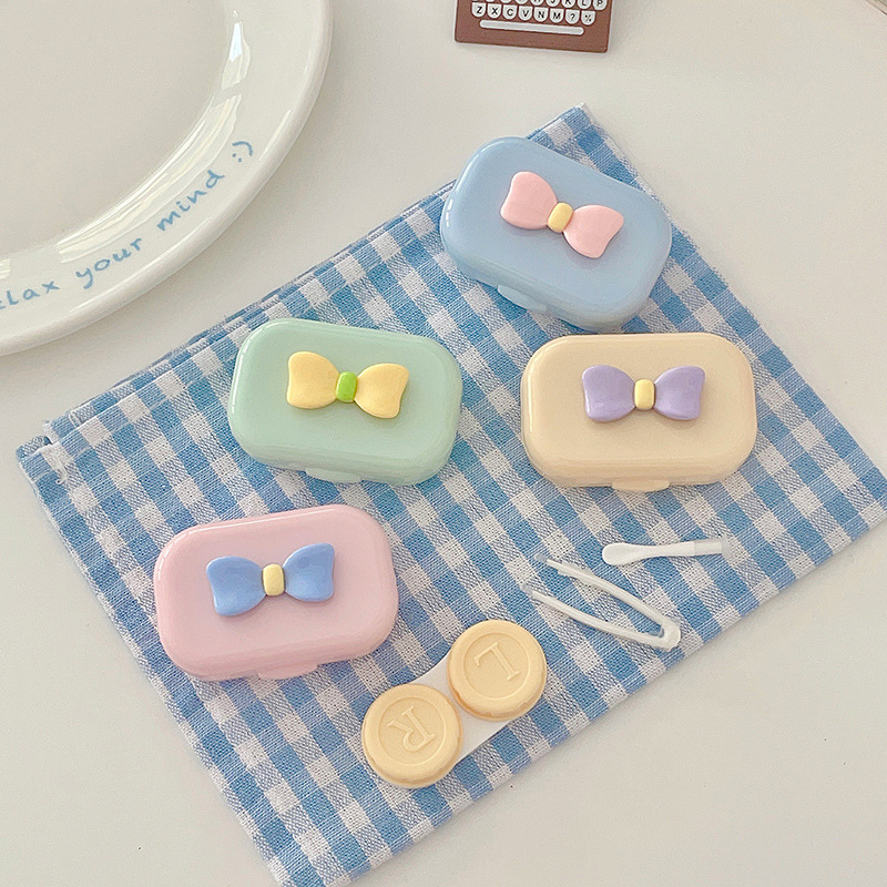 Khay gương gắn nơ kèm dụng cụ đeo