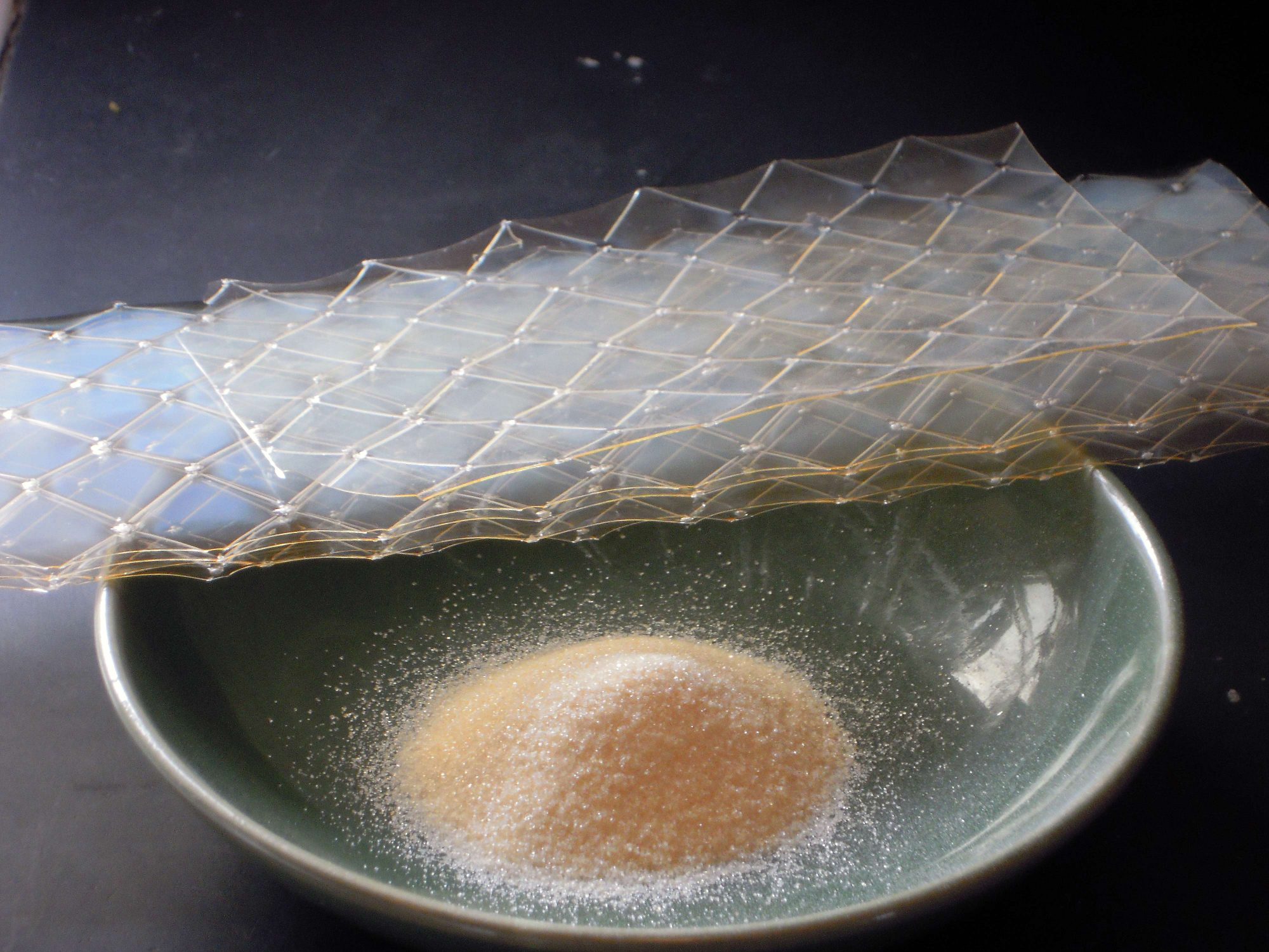 Gelatin - thành phần an toàn trong phụ gia kết dính novagel