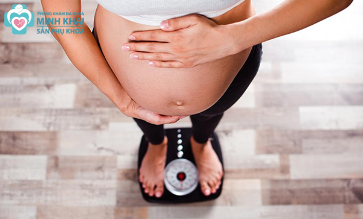 Mẹ Bầu Bị Sụt Cân 3 Tháng Cuối Thai Kỳ Có Sao Không