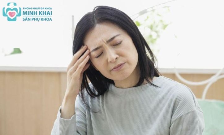 Mãn Kinh Là Gì? Dấu Hiệu, Độ Tuổi và Cách Hỗ Trợ Phụ Nữ Mãn Kinh Hiệu Quả