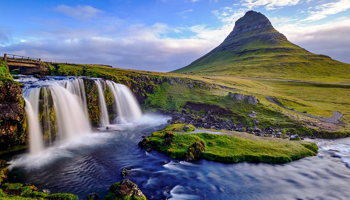 Phượt Qua Thảo Nguyên Hoang Sơ: Du Lịch Xe Hơi Qua Vùng Đồng Cỏ Ở Iceland