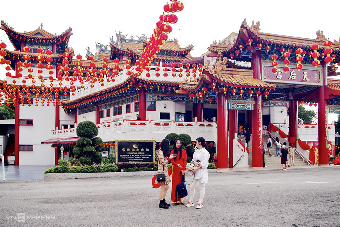 NGÀY 03: HÀNH TRÌNH TẠI KUALA LUMPUR