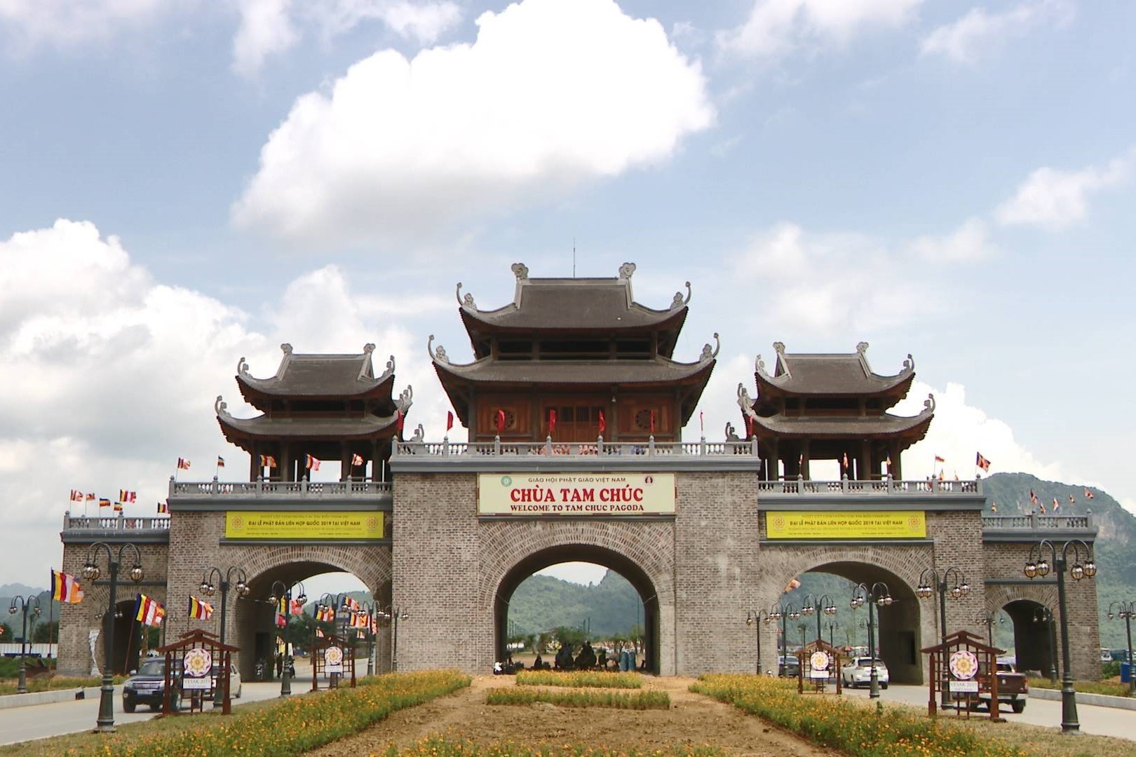 CHÙA TAM CHÚC – ĐẦM VÂN LONG 1 NGÀY