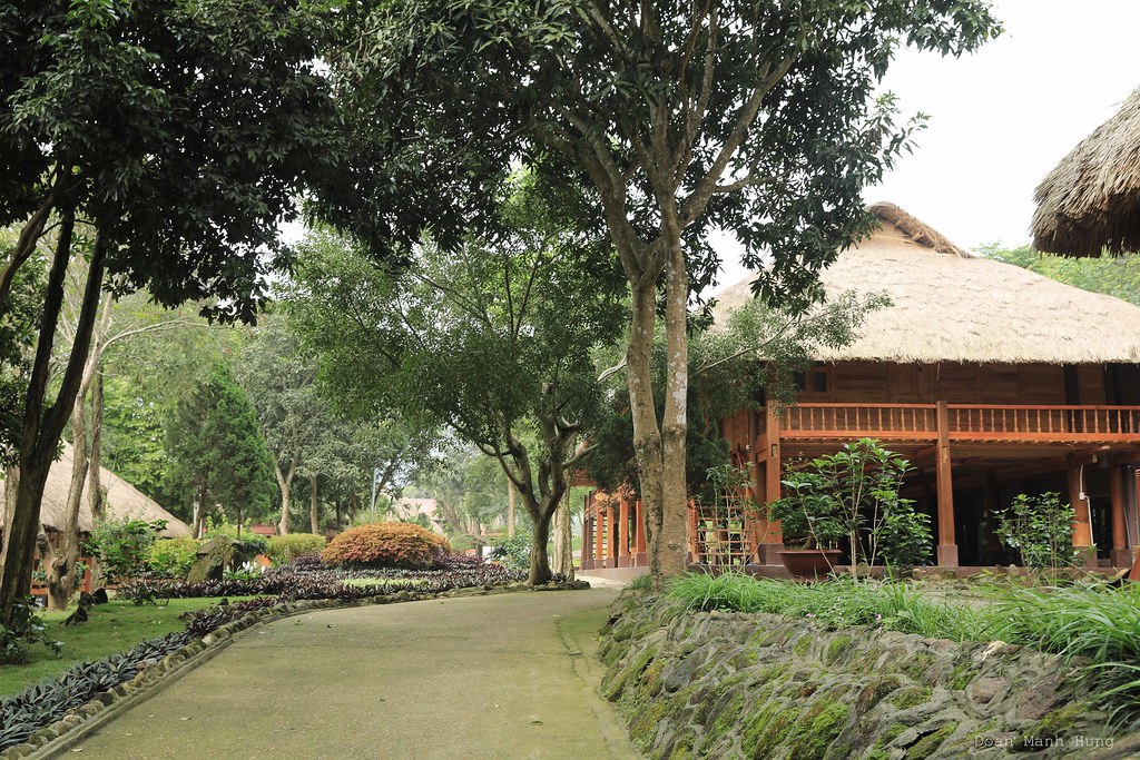 Tour du lịch Hanoi Paragon Hill Resort 2 Ngày 1 Đêm Giá rẻ